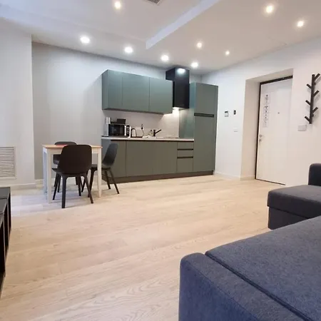 Crispi 5 Apartamento *